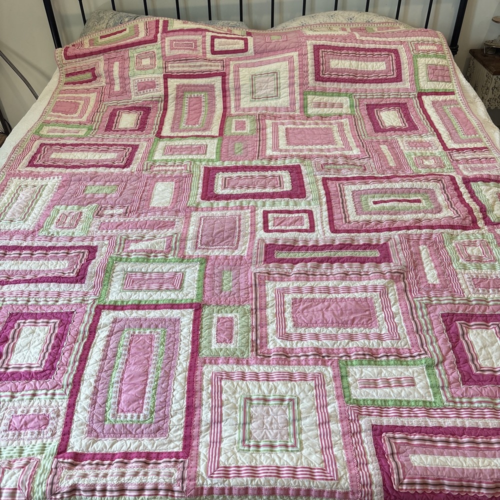 Pottery Barn Kids Girls Twin Quilt Patchwork RicRac Ribbon Detail Pink Green